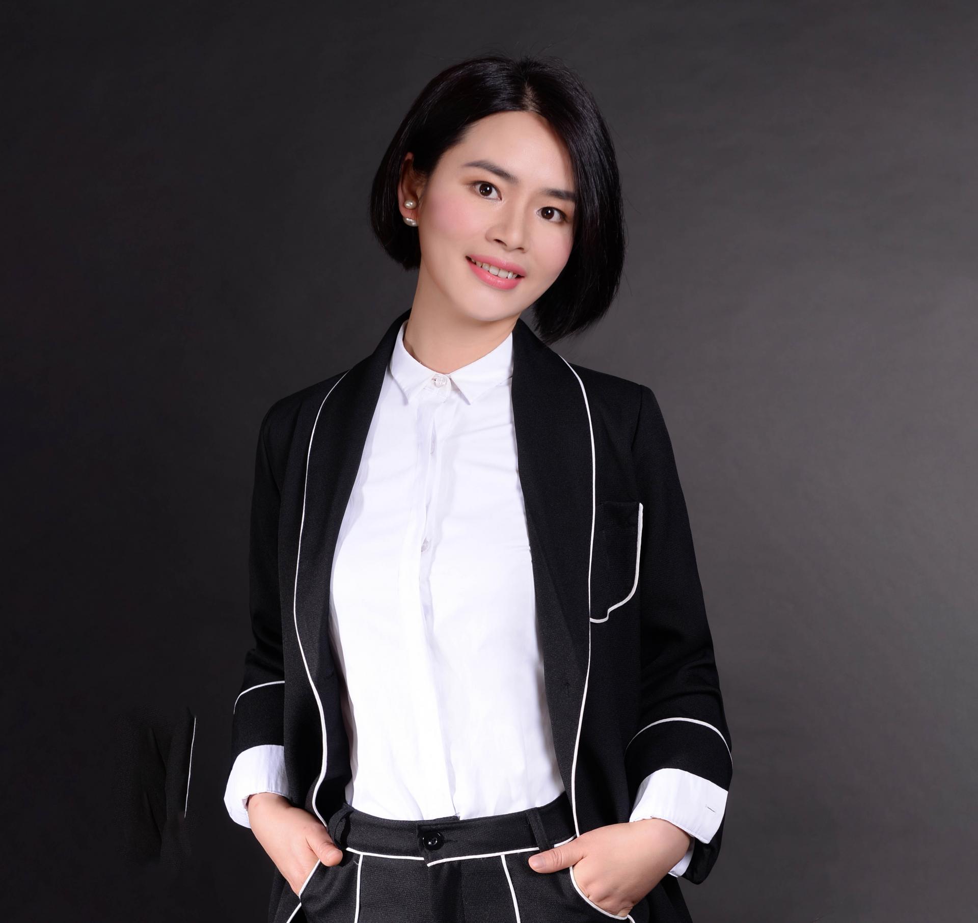 杨莉律师