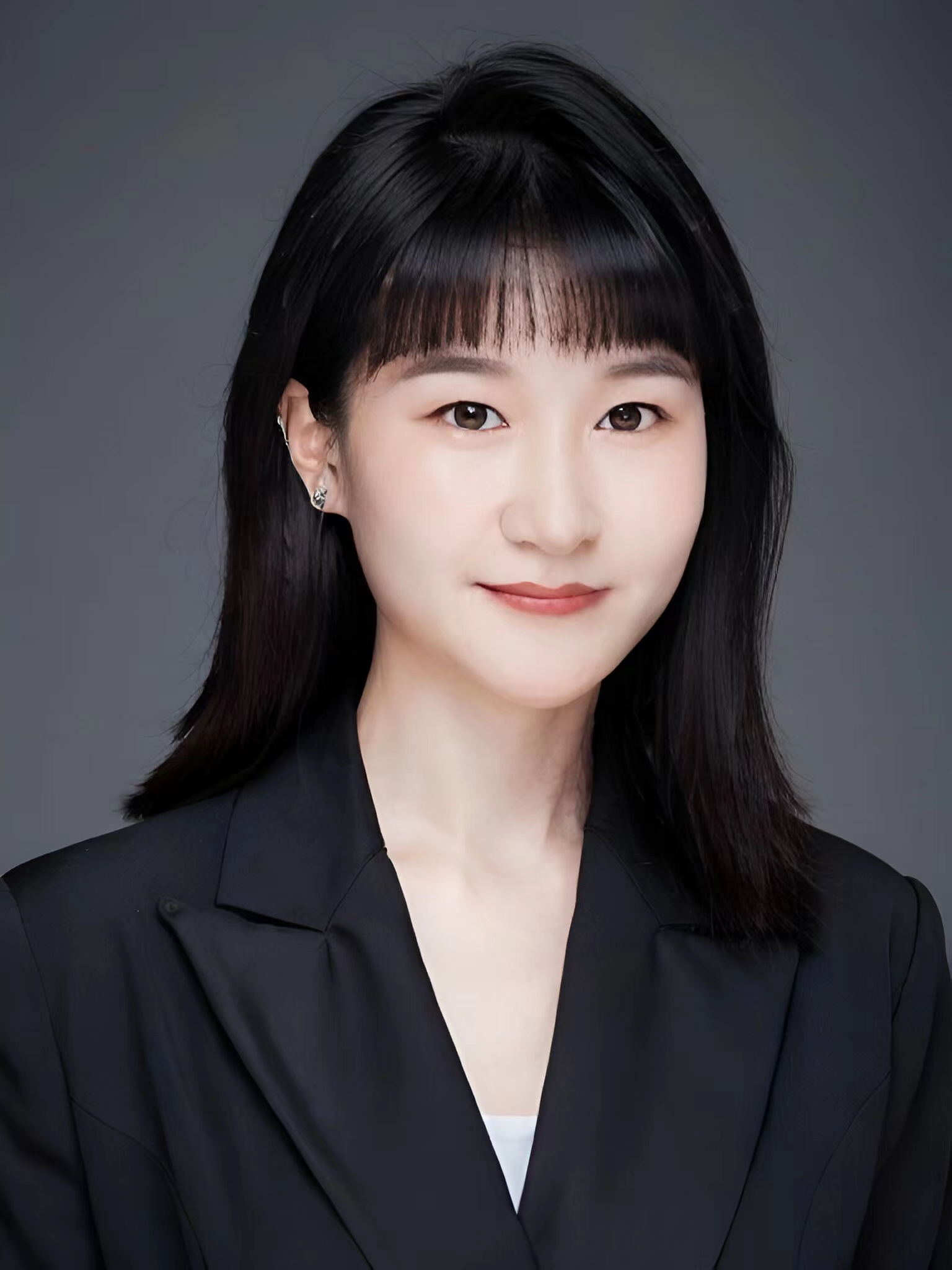 骆娜律师